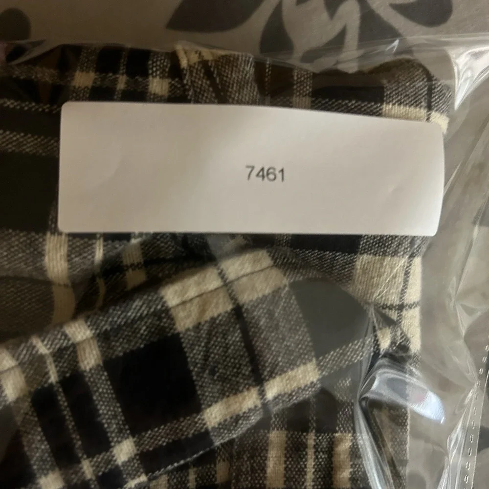 J. Crew Workshirt Mens Large Ivory black plaid Flannel Button Up Long‎ Sleeve